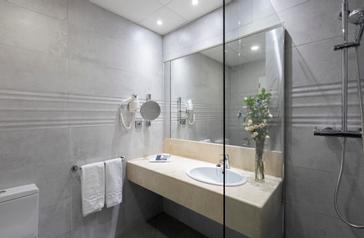 Hotel Chamartin The One | MADRID | Photos 35